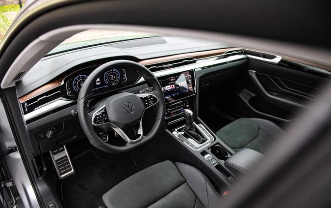 Volkswagen Arteon cena 162000 przebieg: 19000, rok produkcji 2023 z Kozienice małe 277